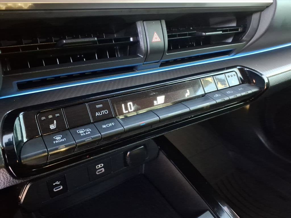 2023 Toyota Prius Base