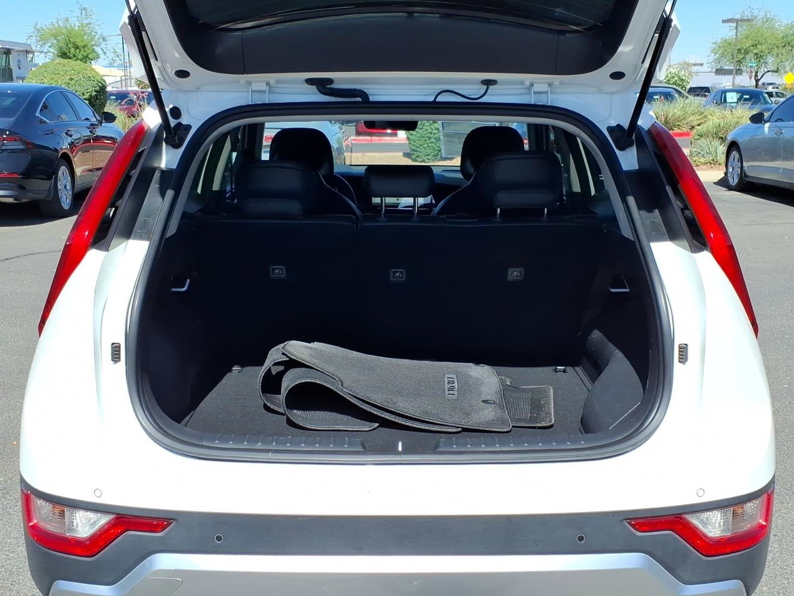2023 Kia Niro Plug-In Hybrid EX