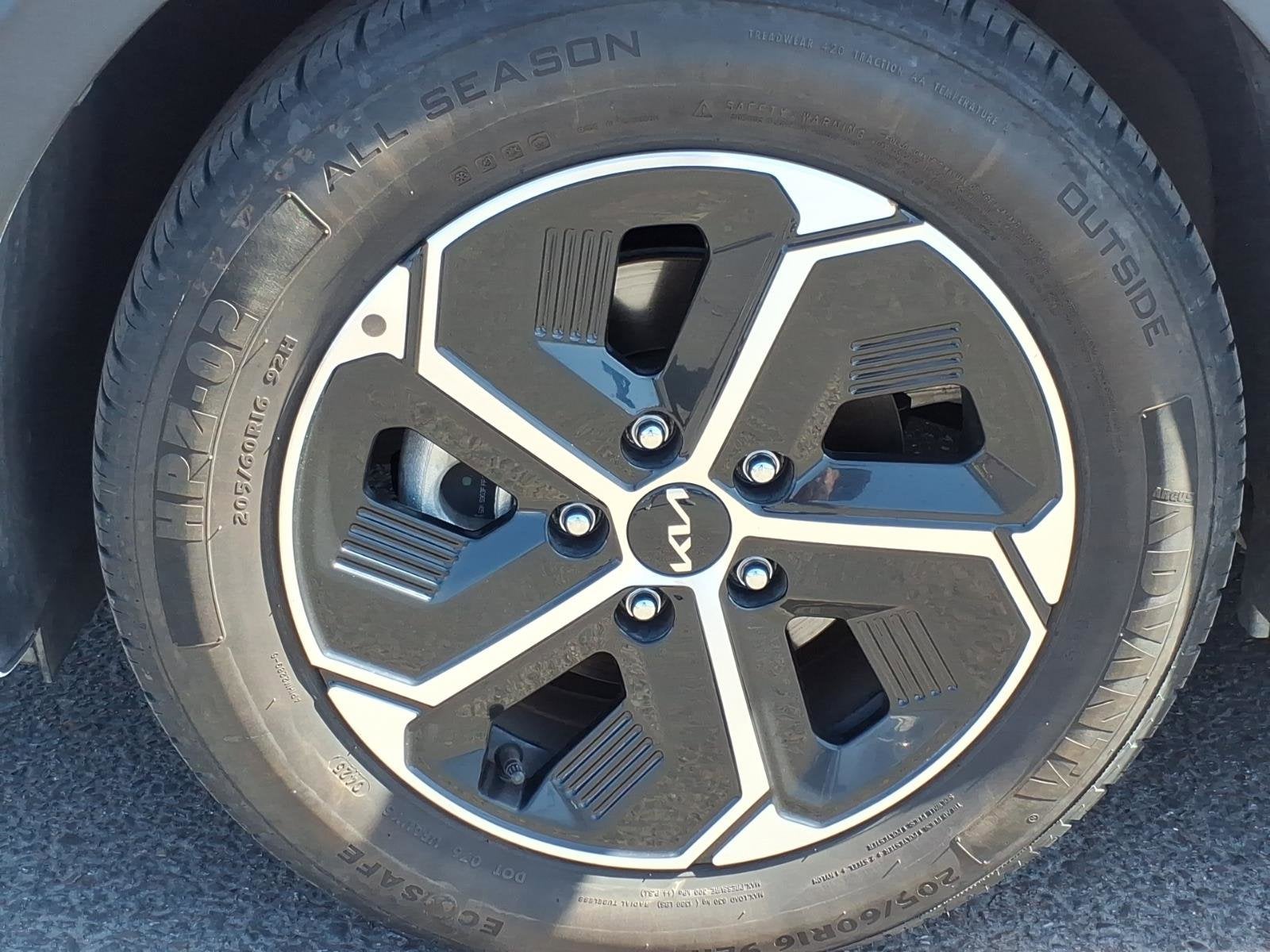2023 Kia Niro Plug-In Hybrid EX
