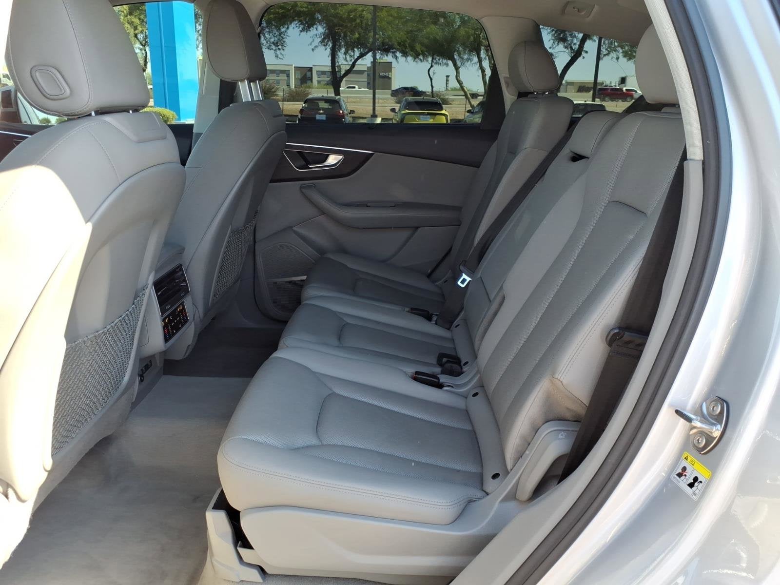 2021 Audi Q7 Premium Plus