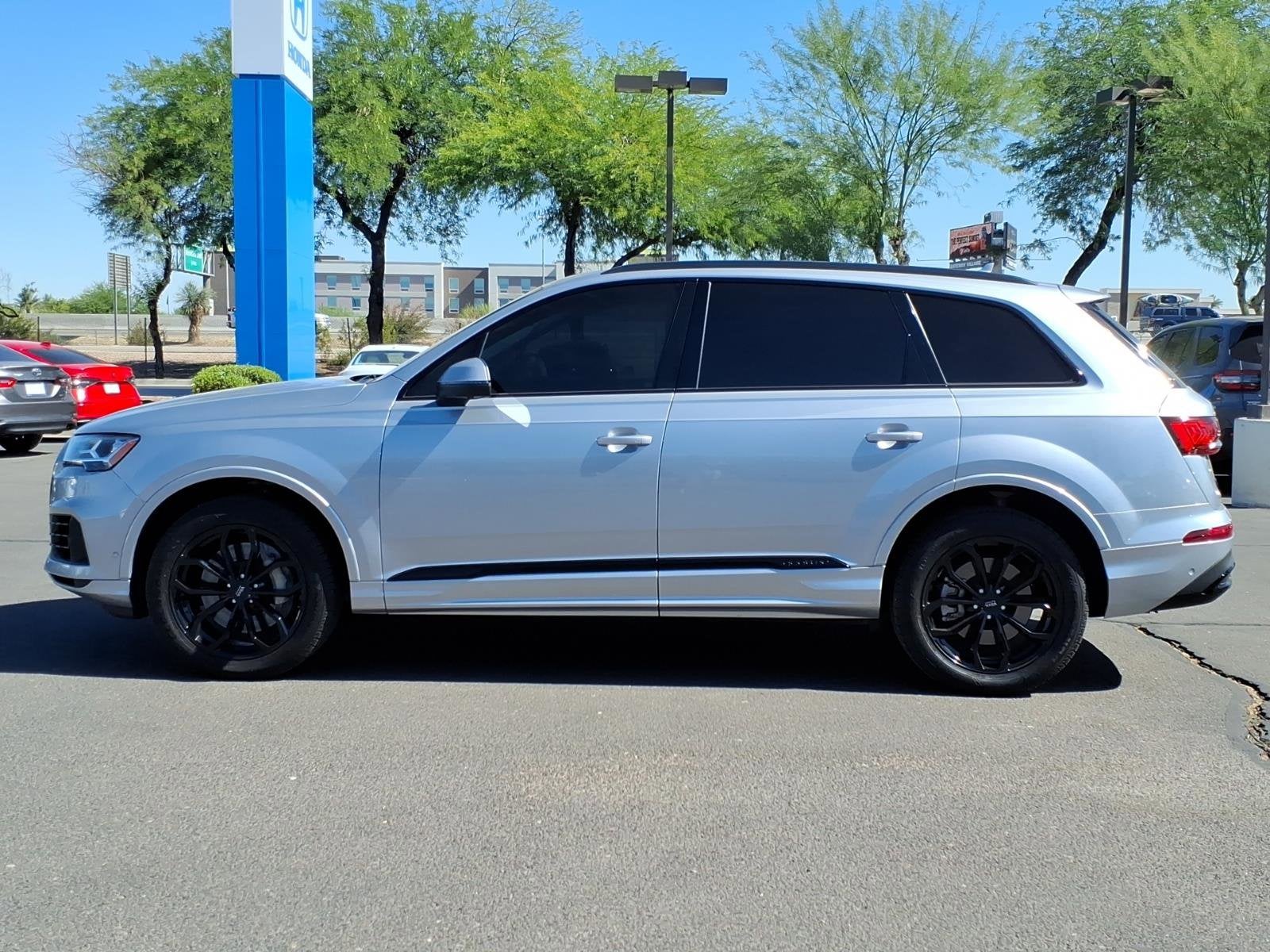 2021 Audi Q7 Premium Plus